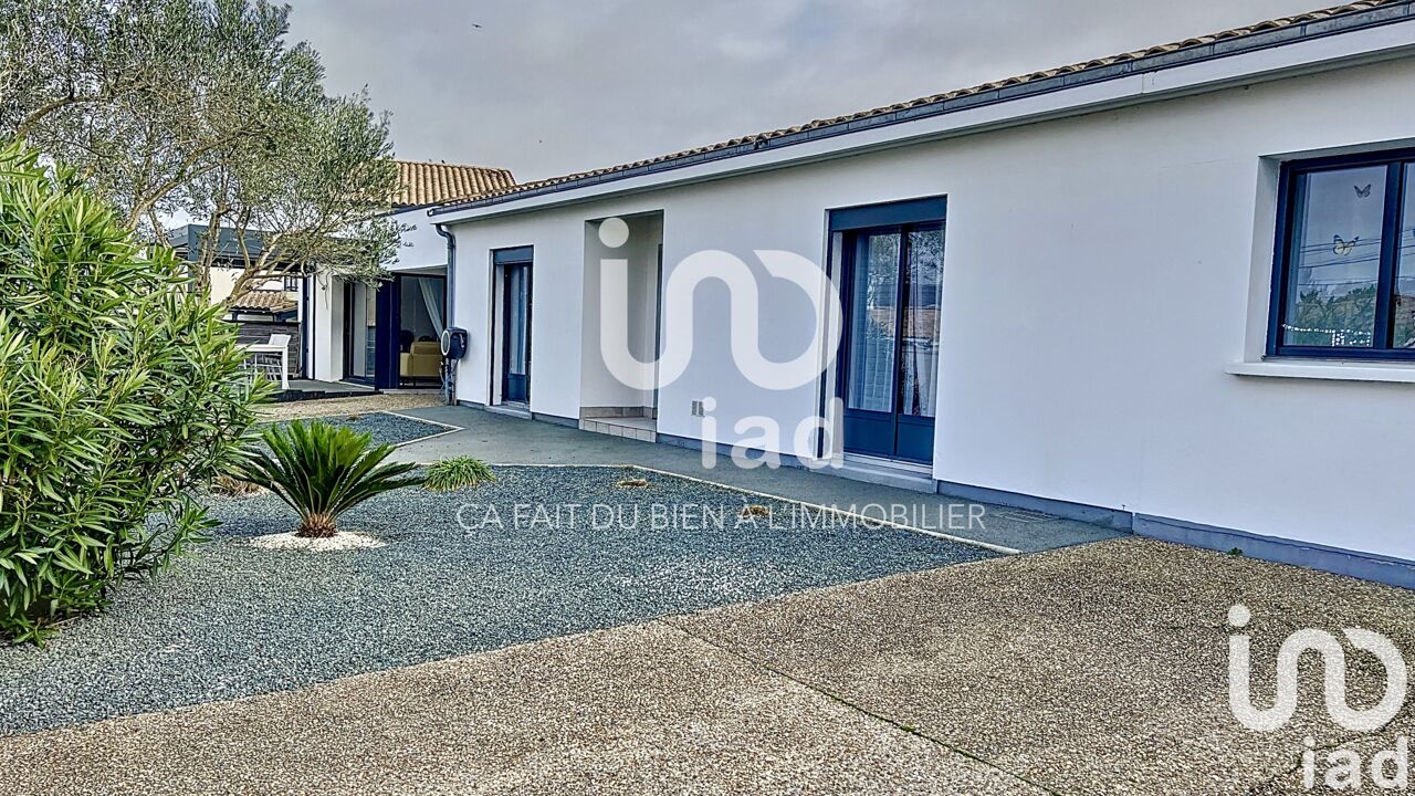 maison 7 pièces 225 m2 à vendre à Dompierre-sur-Mer (17139)