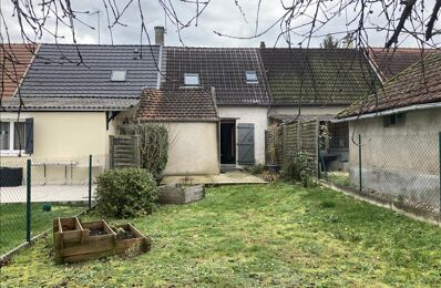 vente maison 66 900 € à proximité de Limeux (18120)