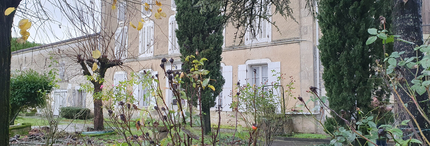 Maison 7 Pièces 225 m² à vendre à Vergné (17330)