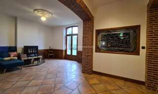 Maison 7 Pièces 265 m² à louer à Lescure-d'Albigeois (81380)