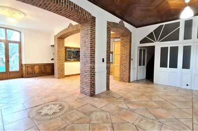 Maison 7 pièces 1000 €