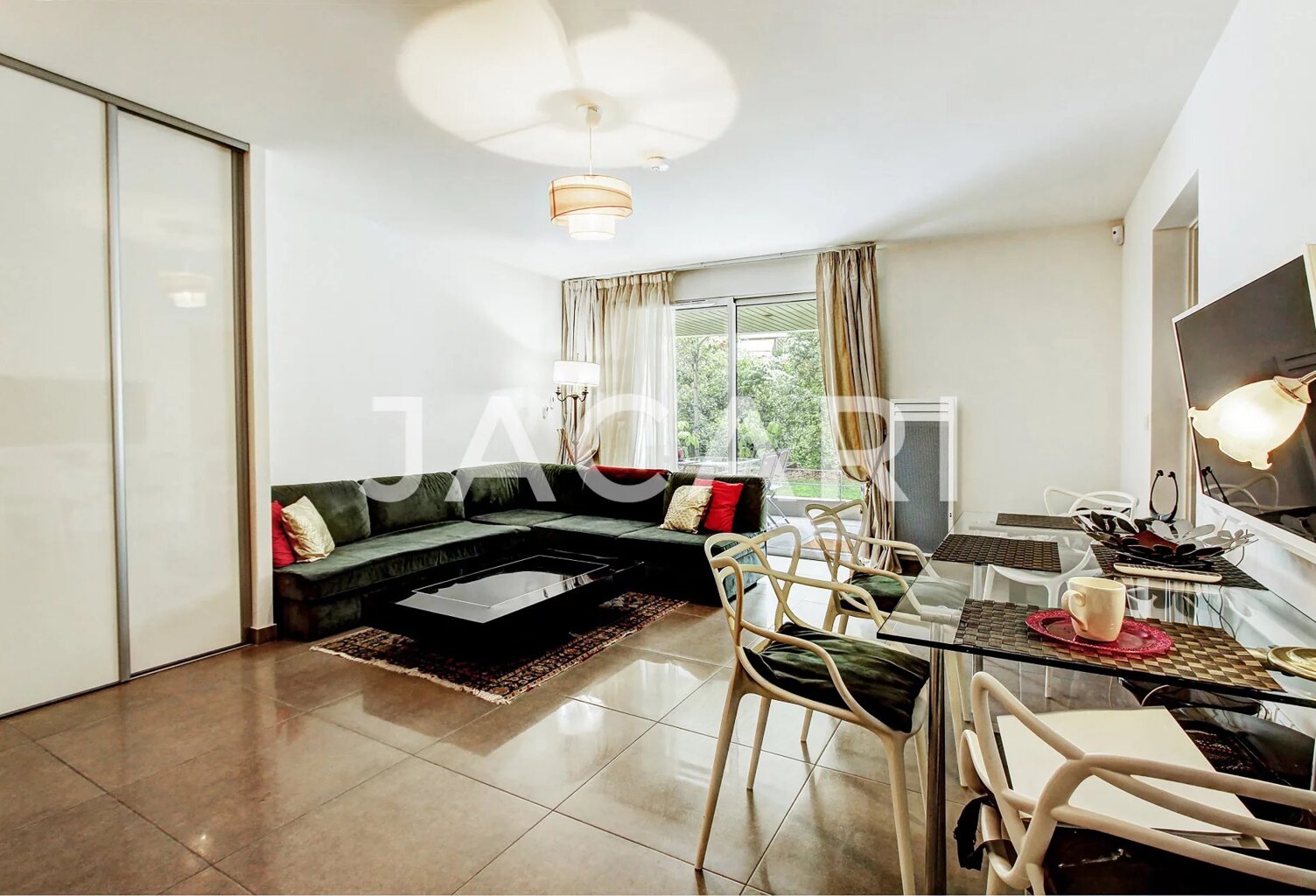 CANNES - OXFORD - REZ-DE-JARDIN A VENDRE — photo 1