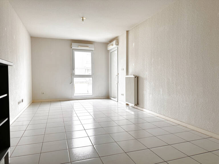 LE HAILLAN CENTRE - T3 de 60 m2 dans résidence récente - bal — photo 1