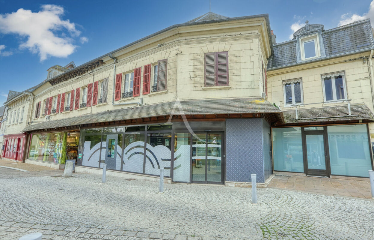 immeuble  pièces 500 m2 à vendre à Étrépagny (27150)