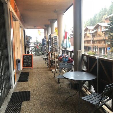 Commerce 3 pièces 226000 €