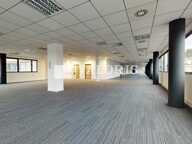 BUREAUX à LOUER — photo 2