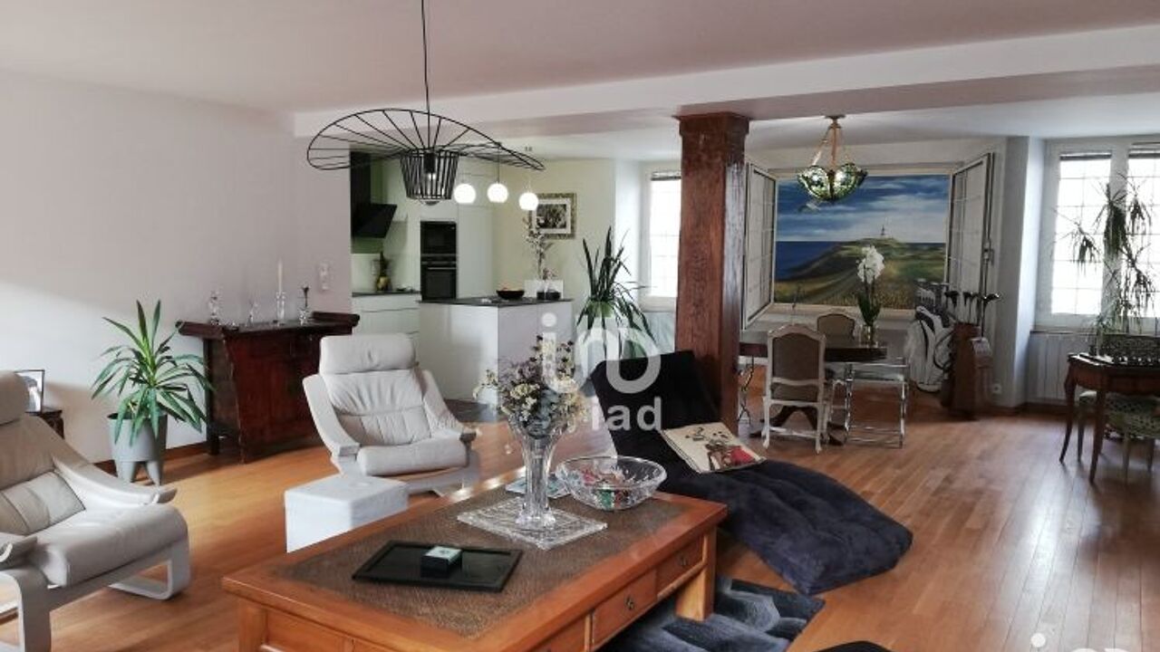 appartement 5 pièces 140 m2 à vendre à Laval (53000)