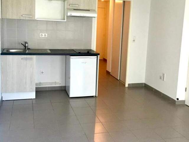 Appartement À Vendre — photo du bien
