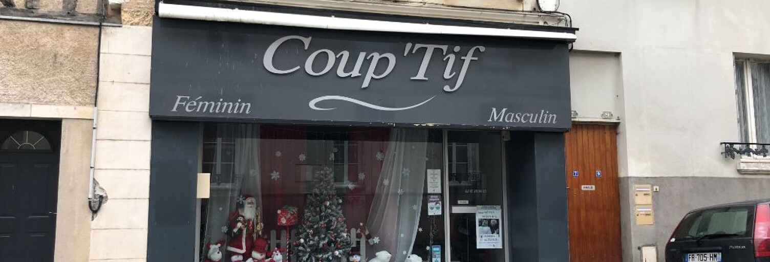 Commerce   m² à louer à Château-Renault (37110)