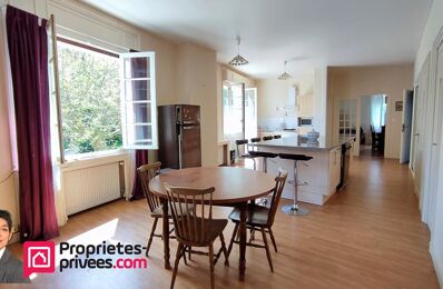 maison 9 pièces 211 m2 à vendre à Thizy-les-Bourgs (69240)