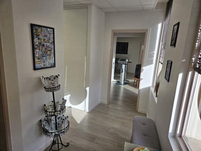 Commerce 60 m² à Saintes — photo du bien