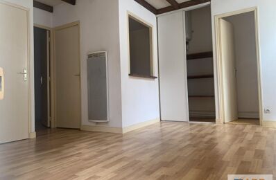 location appartement 450 € CC /mois à proximité de Lavoux (86800)