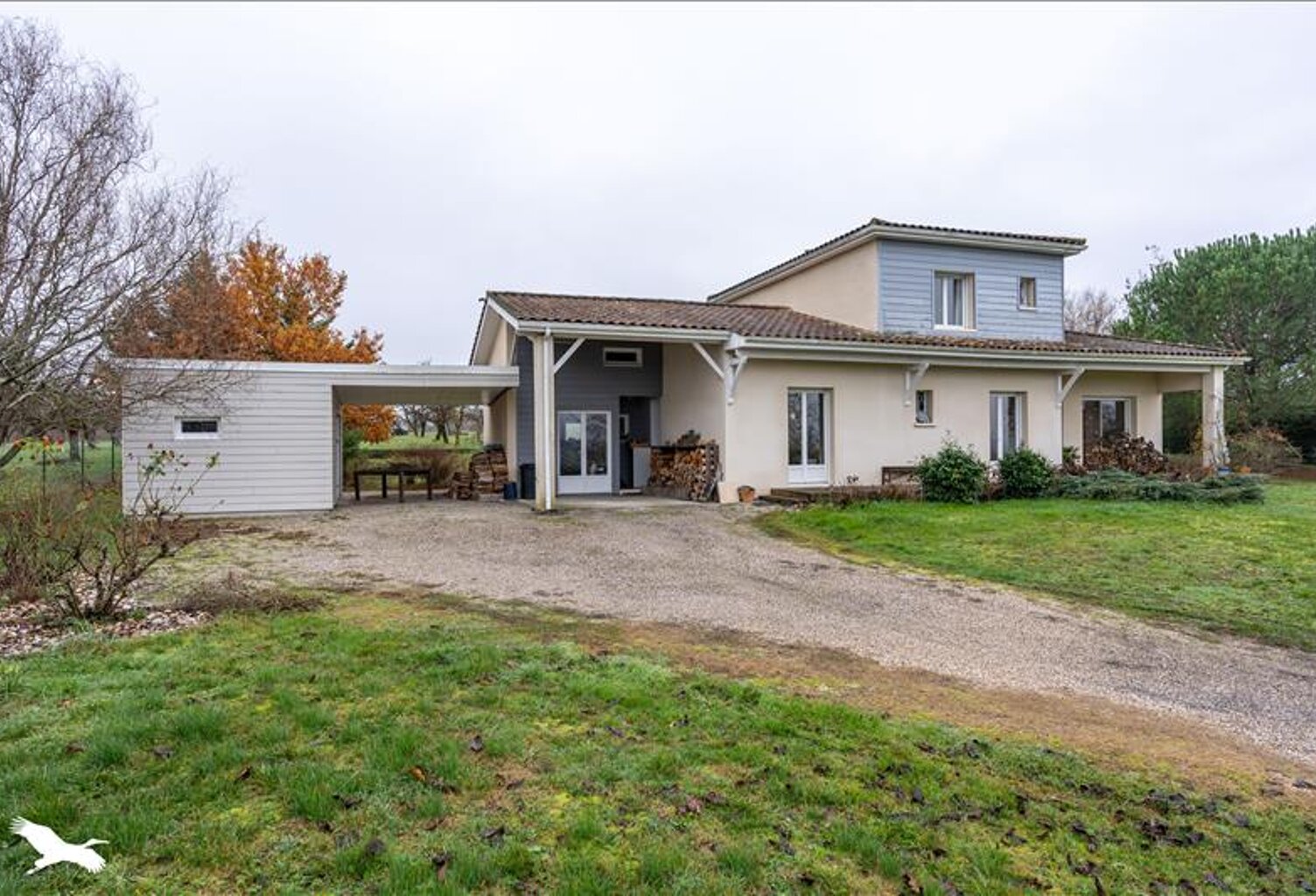 Villa de 5 pièces principales — photo 1