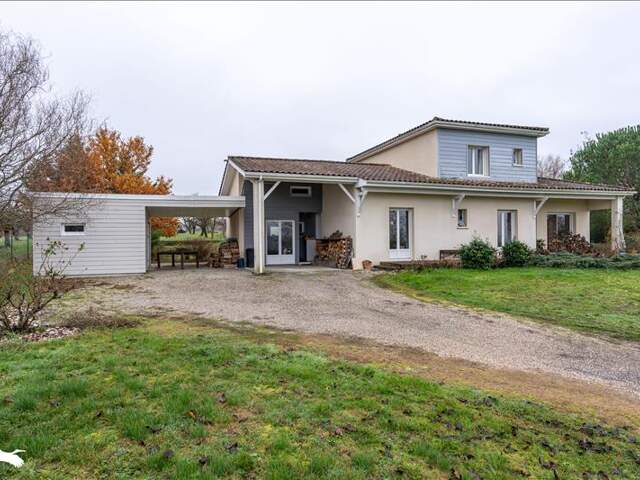 Villa de 5 pièces principales — photo du bien