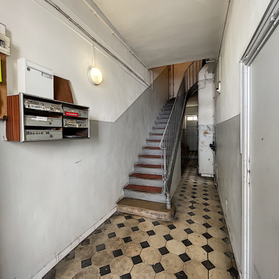 Immeuble  320000 €