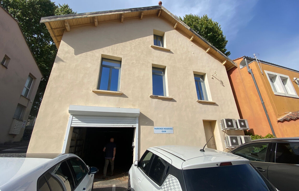 divers  pièces 182 m2 à vendre à Carpentras (84200)