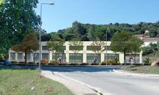 Commerce  175 m² à louer à Alata (20167)