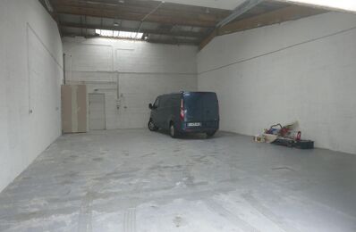 location local industriel 1 090 € CC /mois à proximité de Beaumont-sur-Oise (95260)