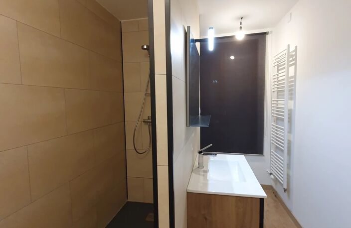 Bien vendu : Appartement  Avesnes-sur-Helpe (59440) — photo 3