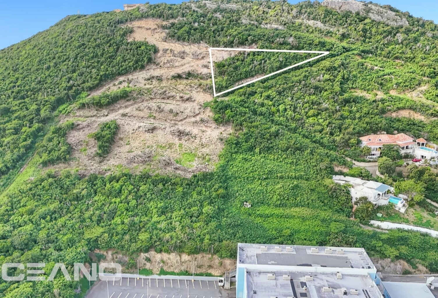 Terrain de 2100m2 avec vue sur le Lagon de Simpson Bay — photo 1