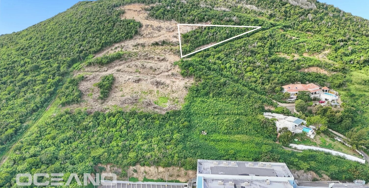 Terrain de 2100m2 avec vue sur le Lagon de Simpson Bay — photo 1