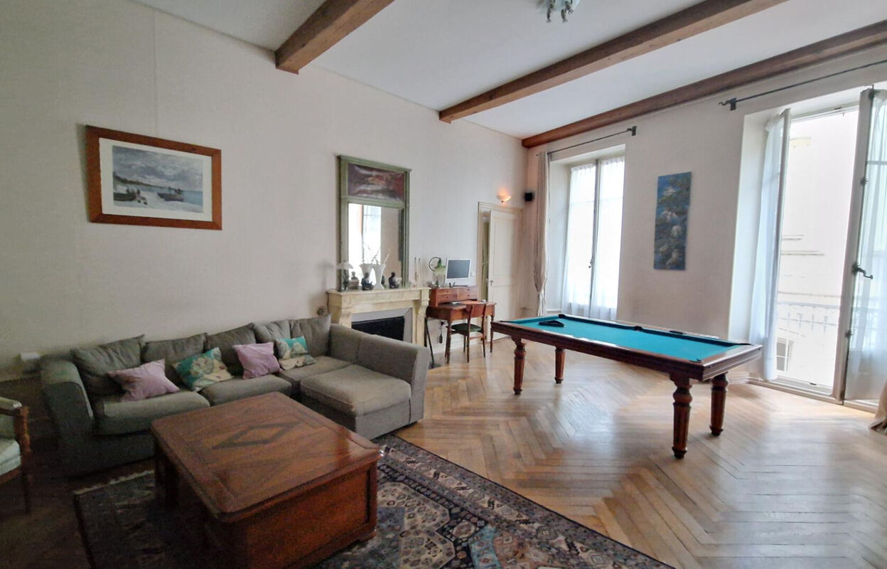 appartement 7 pièces 215 m2 à vendre à Chambéry (73000)