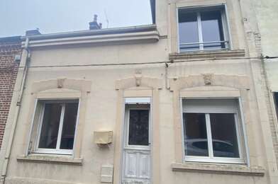 Maison  72800 €