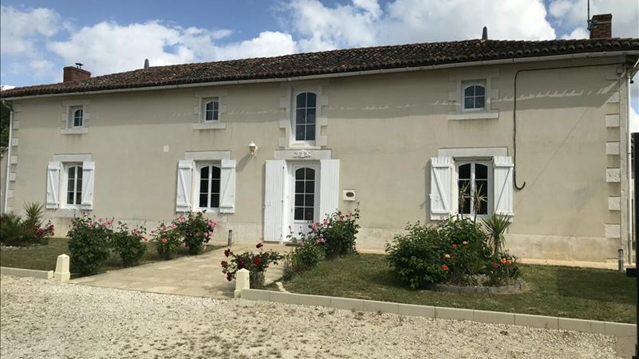 maison 4 pièces 139 m2 à vendre à Romagne (86700)