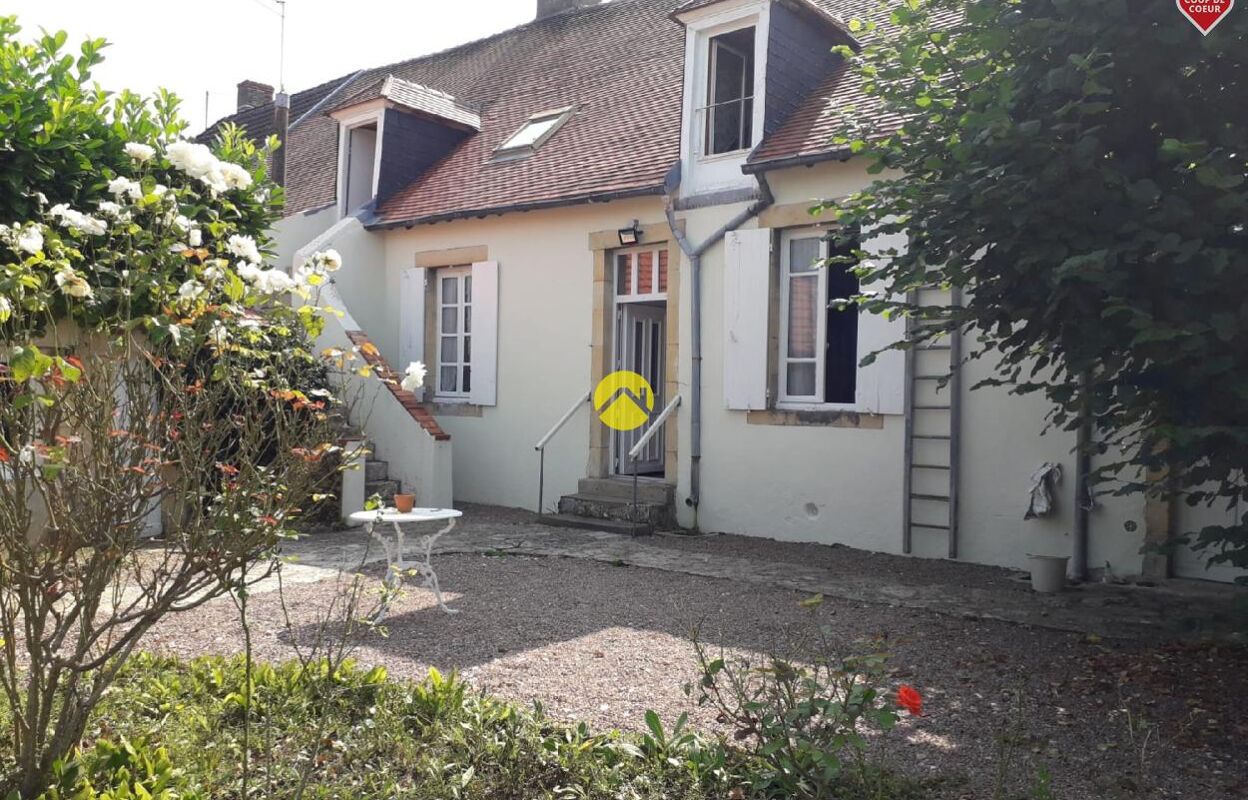 maison 6 pièces 185 m2 à vendre à La Guerche-sur-l'Aubois (18150)