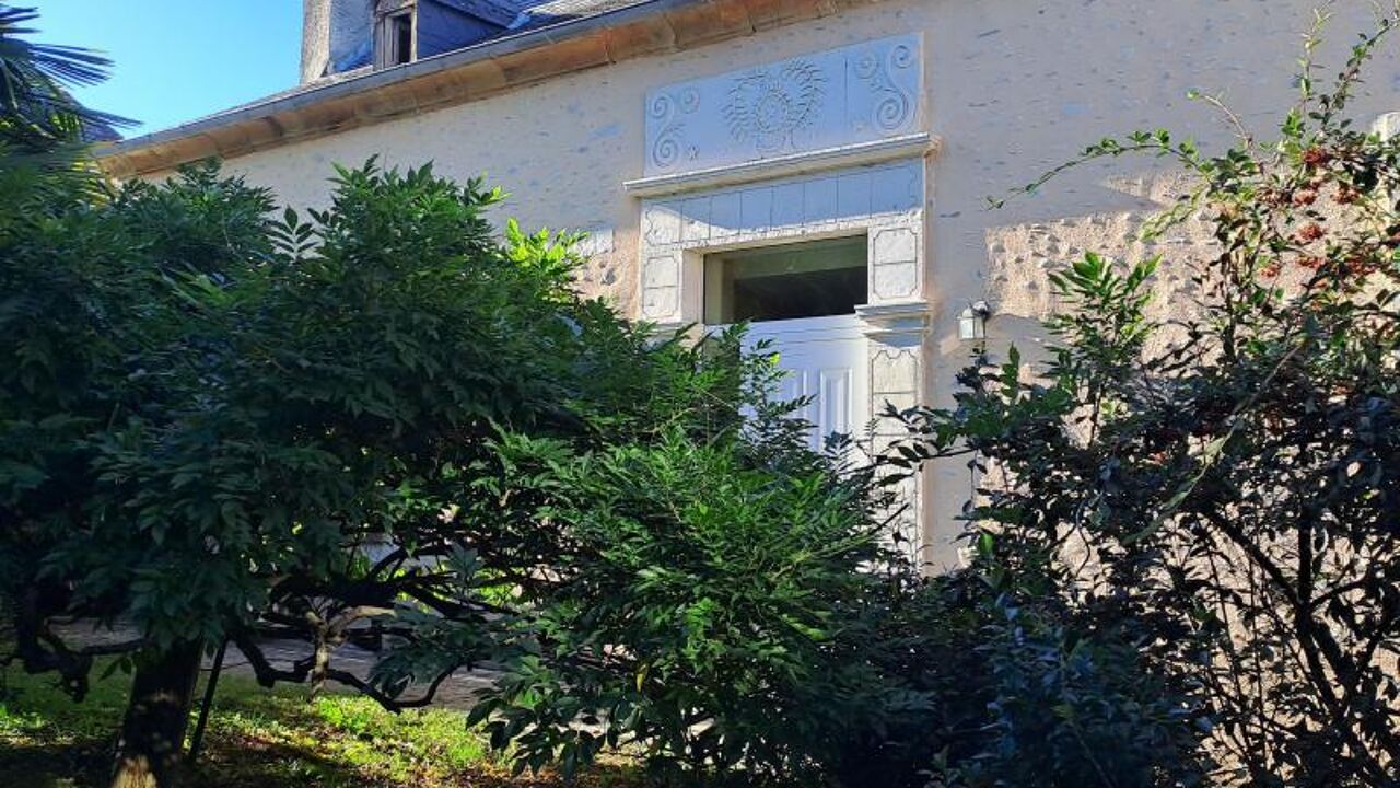 maison 5 pièces 300 m2 à vendre à Mirepeix (64800)