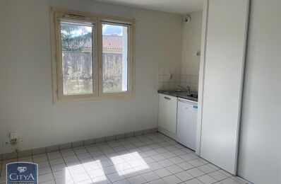 location appartement 410 € CC /mois à proximité de Iteuil (86240)