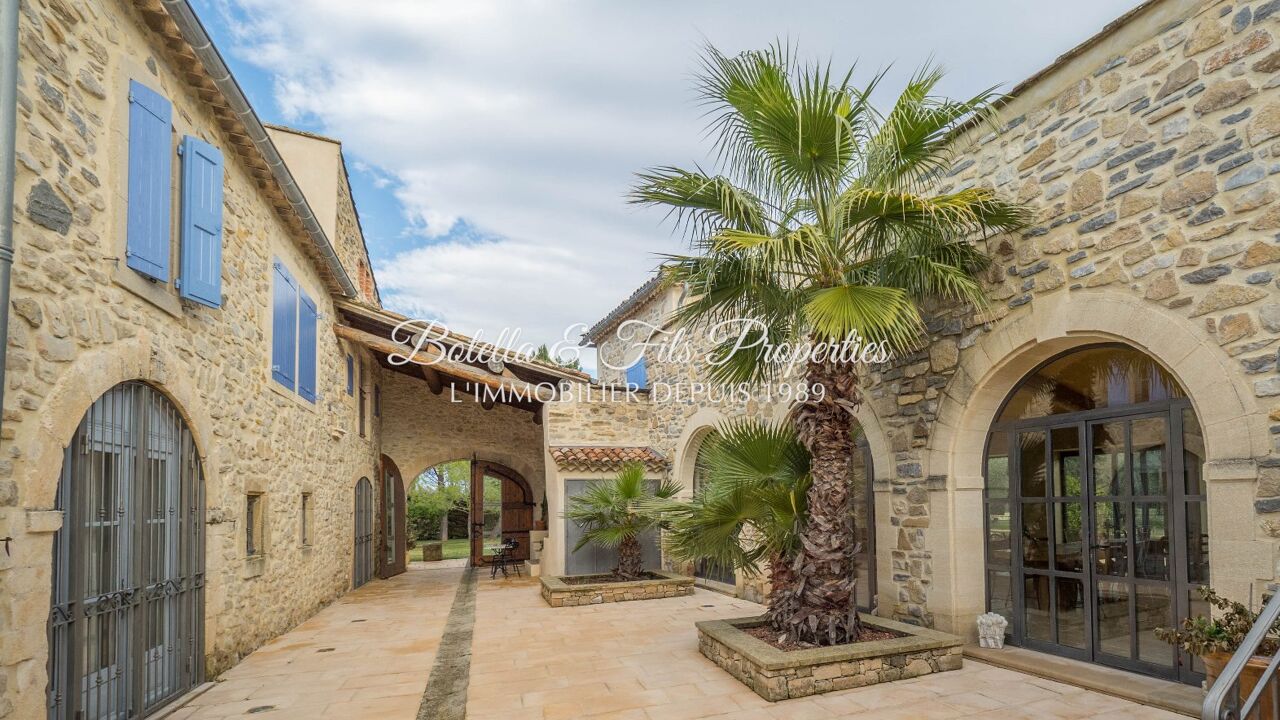 maison 18 pièces 743 m2 à vendre à Uzès (30700)