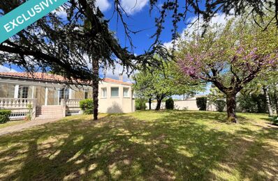 vente maison 270 000 € à proximité de Saint-Simeux (16120)