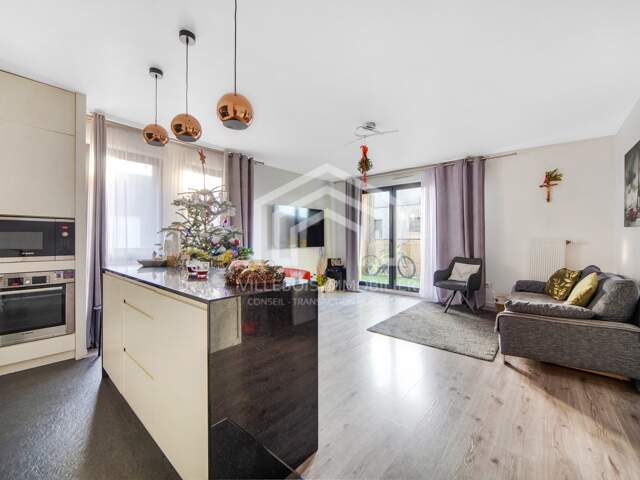 Bel appartement 4 pièces 88 m2 avec grand balcon - Montreuil (93100) — photo du bien