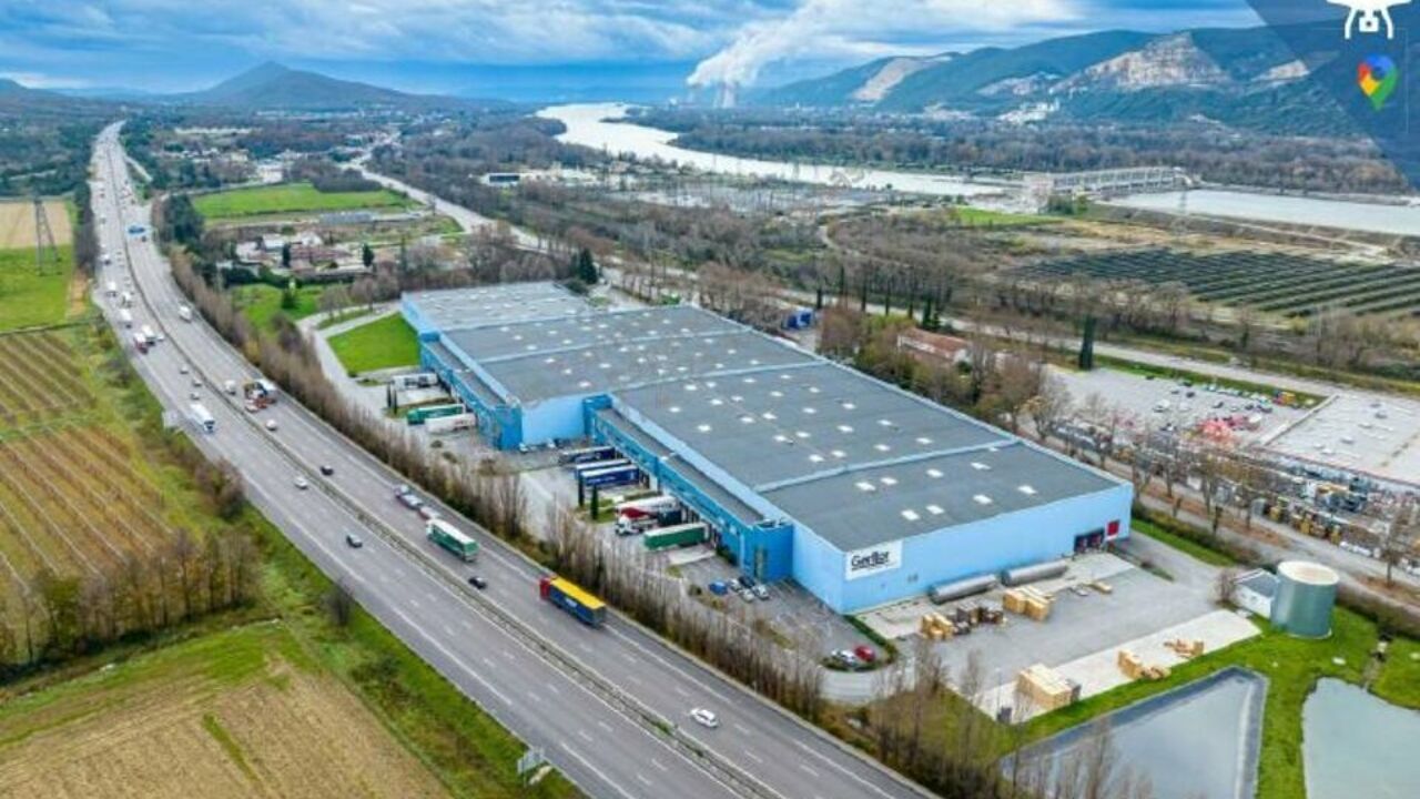 commerce  pièces 25180 m2 à louer à Saulce-sur-Rhône (26270)