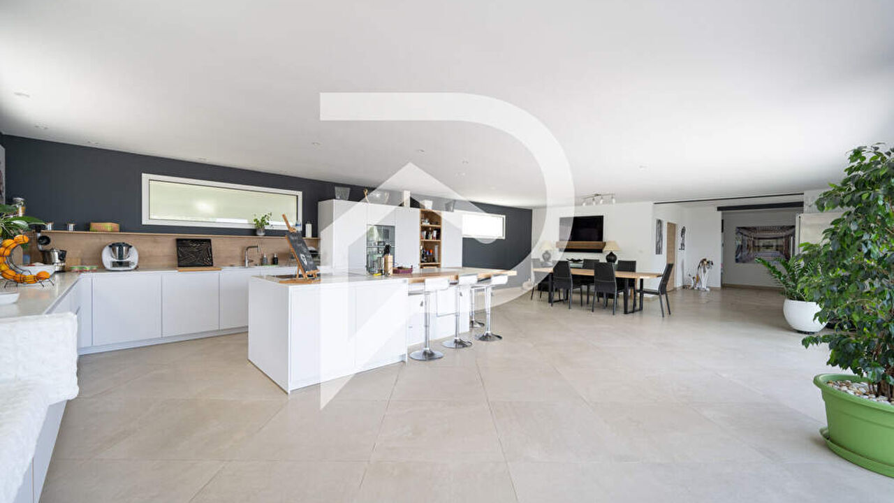 maison 9 pièces 314 m2 à vendre à Rochefort-du-Gard (30650)