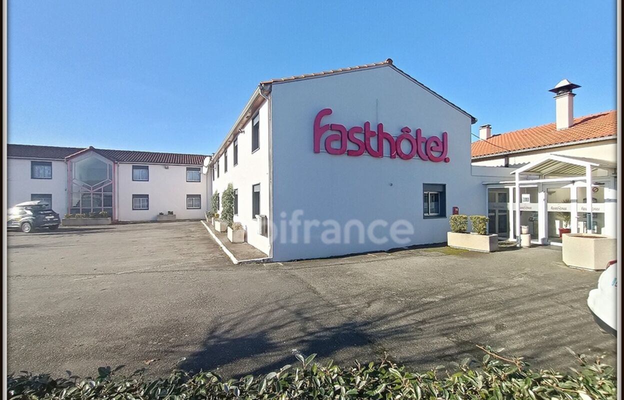 commerce 40 pièces 800 m2 à vendre à Séméac (65600)