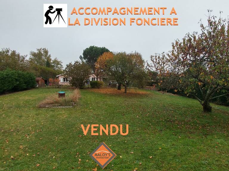 Rare, terrain plat viabilisé 600m² libr constructeur — photo 1