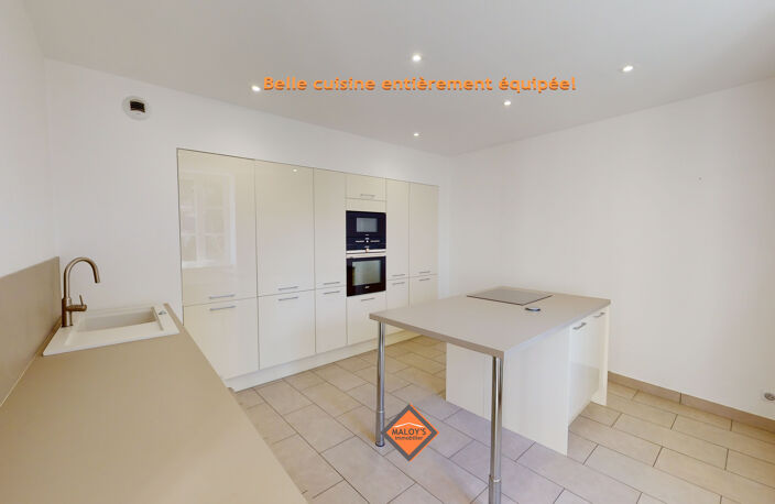 A SAISIR! Bel appartement Lumineux 77m² HYPER CENTRE TARARE, refait à neuf — photo 2