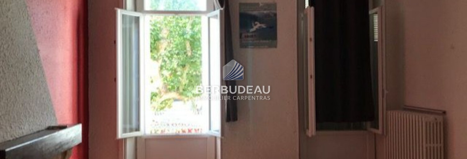 Bureau  25 m² à louer à Carpentras (84200)