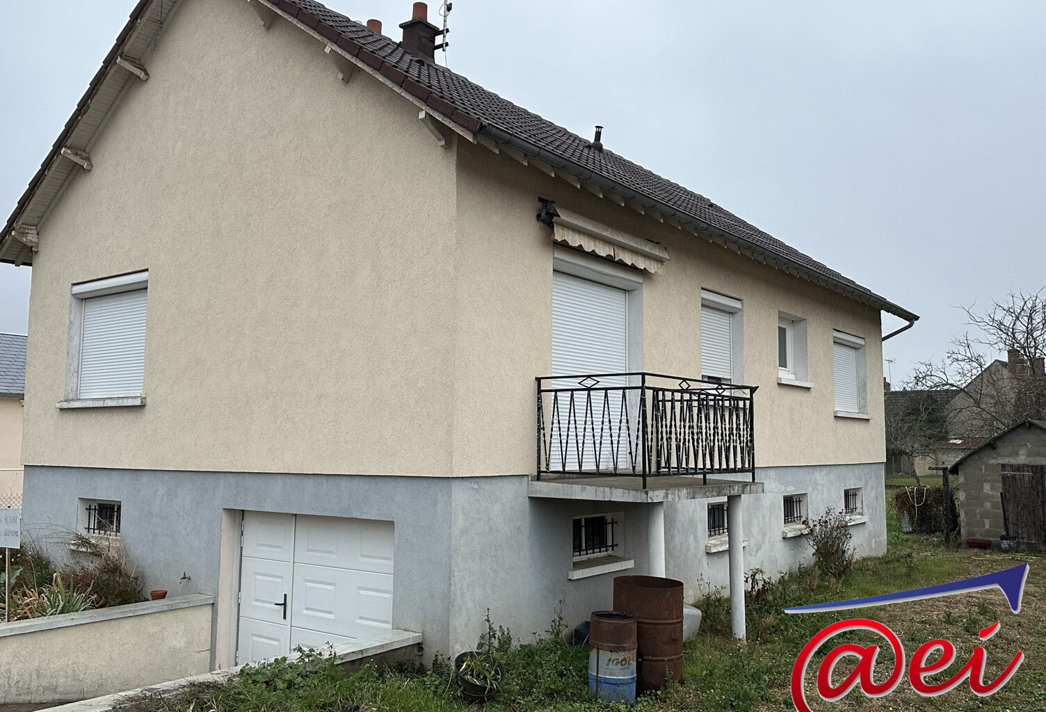 Maison type 4 sur sous-sol 790 m² de terrain — photo 1