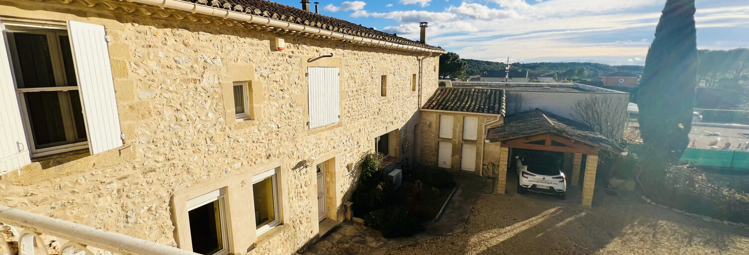 Maison 8 Pièces 221 m² à vendre à Combas (30250)