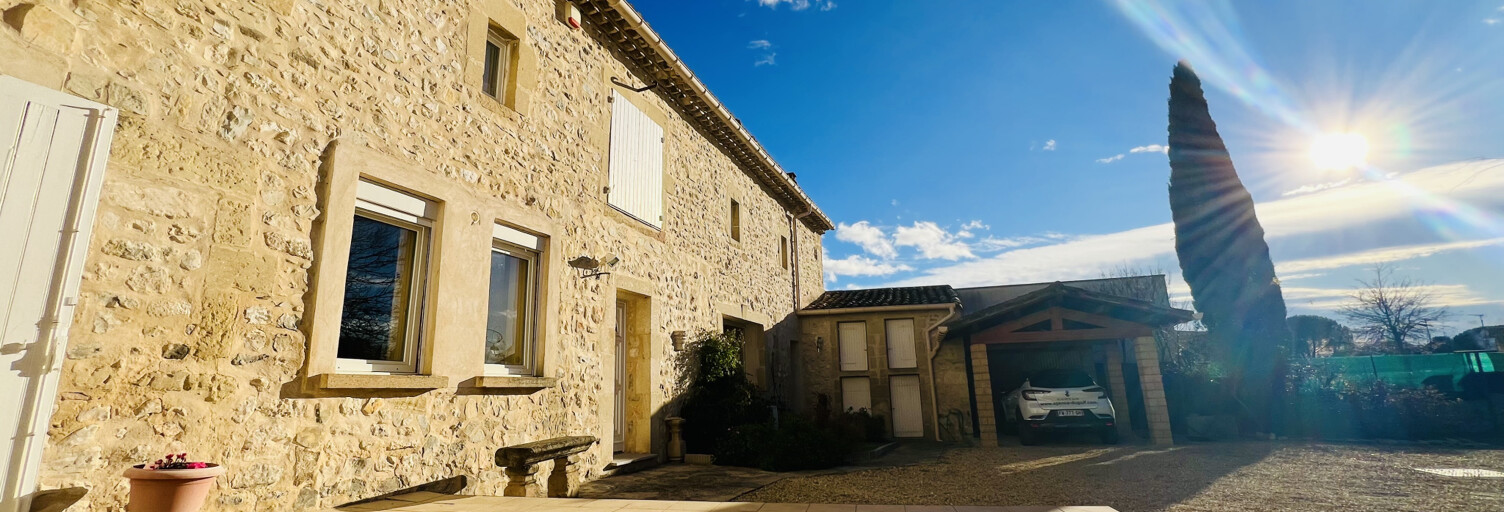 Maison 8 Pièces 221 m² à vendre à Combas (30250)