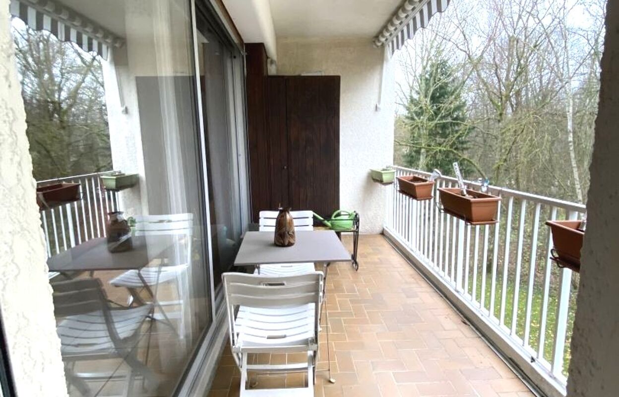 appartement 4 pièces 93 m2 à vendre à Vaux-le-Pénil (77000)