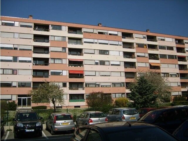 Parking  à louer Gaillard 74240