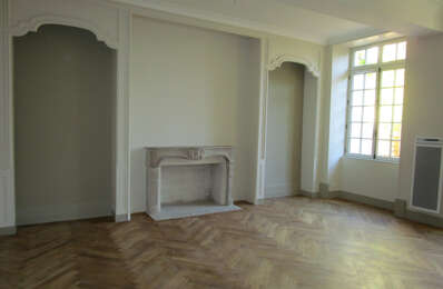 location appartement 878 € CC /mois à proximité de Soulignonne (17250)