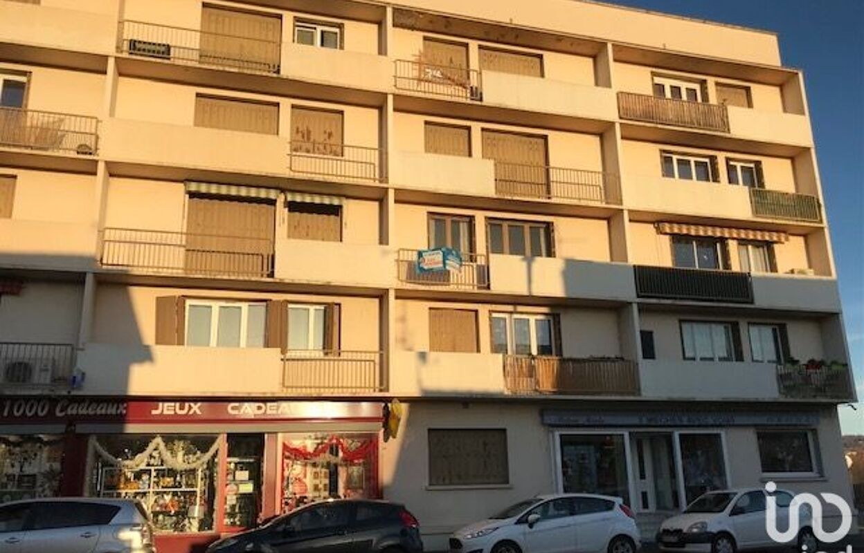 appartement 3 pièces 56 m2 à vendre à Montluçon (03100)