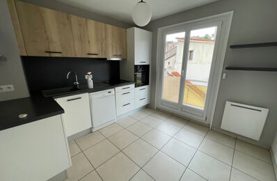 location appartement 640 € CC /mois à proximité de Saint-Just-Malmont (43240)