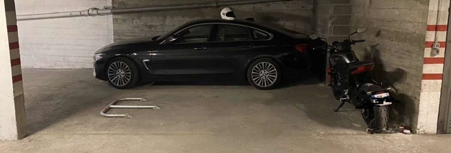 Garage  12 m² à louer à Paris 19 (75019)