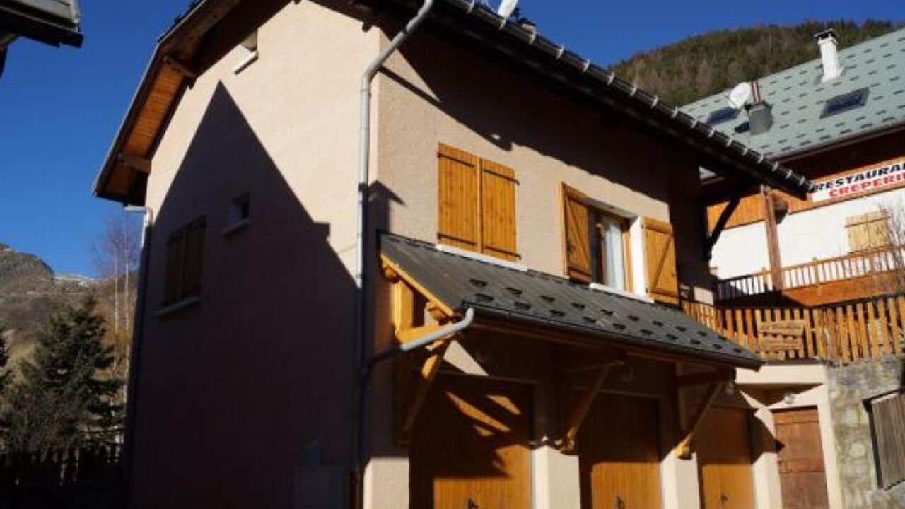 maison 15 pièces 267 m2 à vendre à Saint-Sorlin-d'Arves (73530)